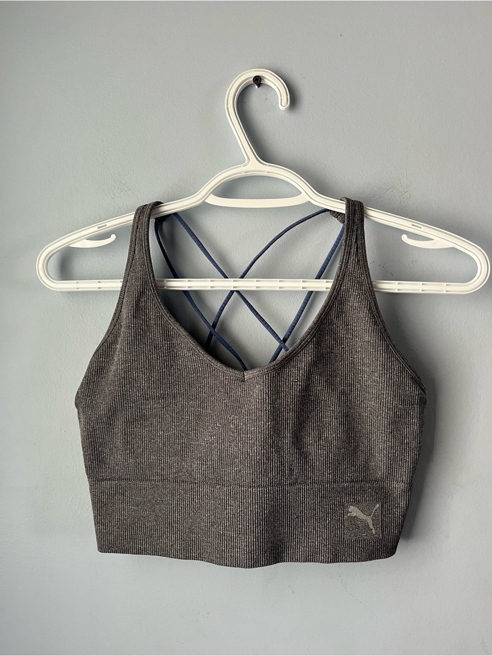 Puma Gray Ribbed Crisscross Seamless Sports Bra Medium Gray Light Support